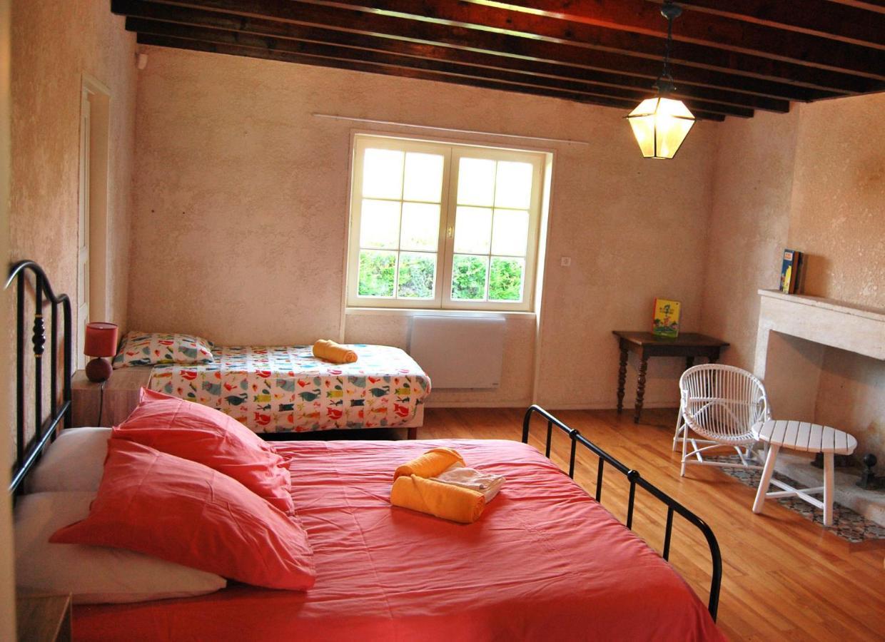 Logis De Chenac - Chambres Et Table D'Hotes Chenac Saint Seurin d'Uzet Kültér fotó