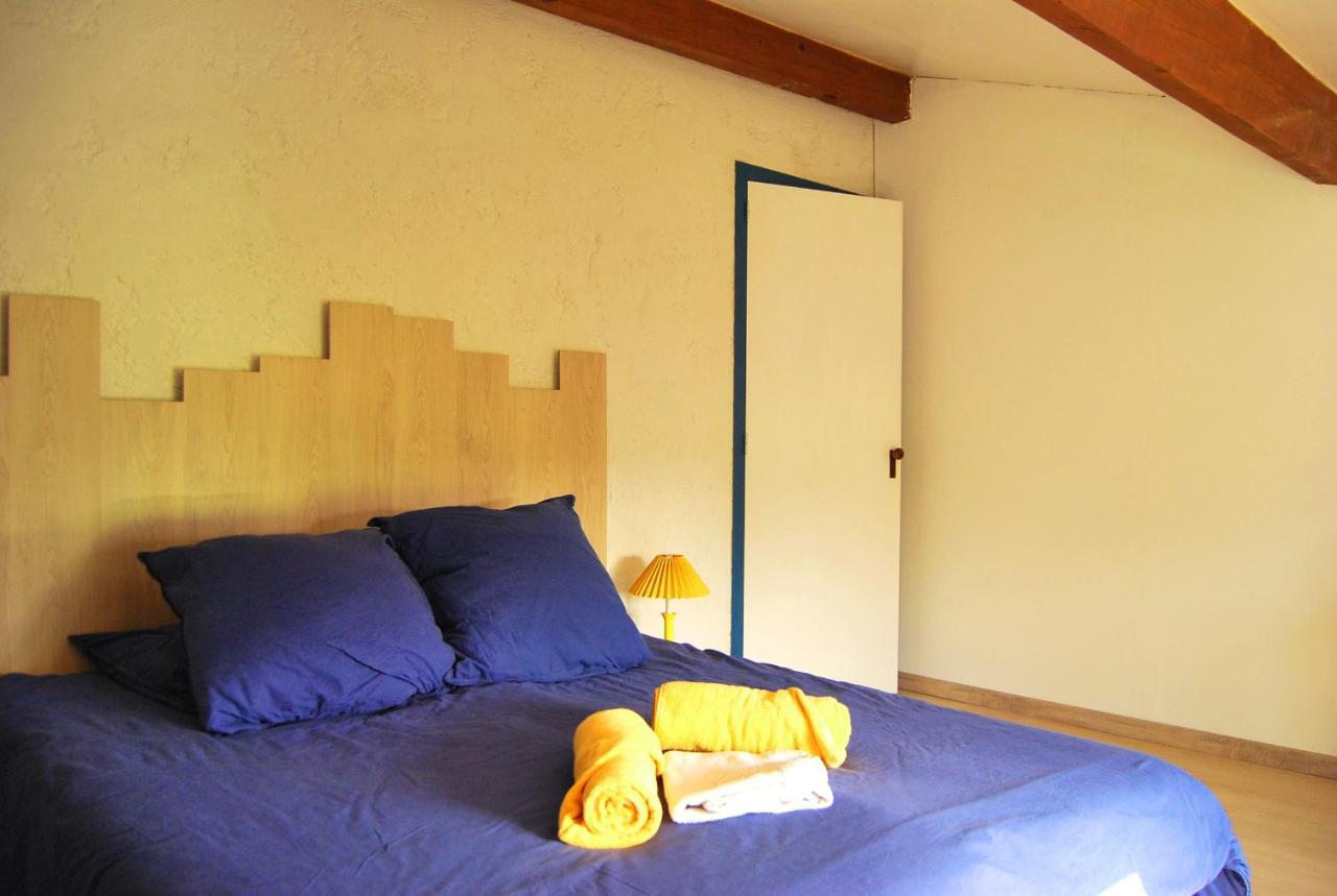 Logis De Chenac - Chambres Et Table D'Hotes Chenac Saint Seurin d'Uzet Kültér fotó